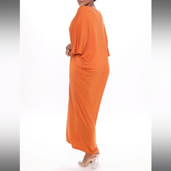 Maxi Dress - Picture 2 of 5